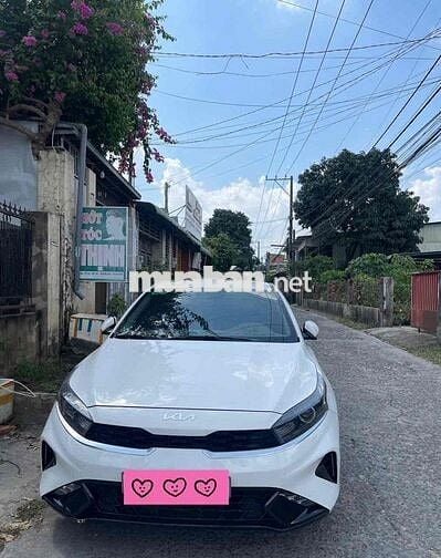 Kia Cerato 2022 - 80000 km