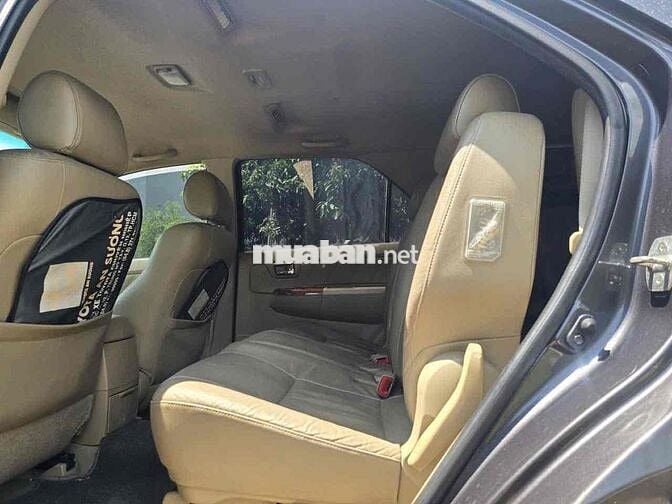 Toyota Fortuner 2.7V 4x4AT 2010 - 71000km