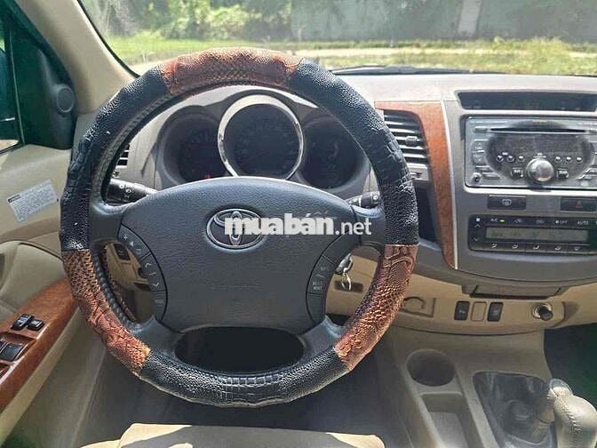 Toyota Fortuner 2.7V 4x4AT 2010 - 71000km
