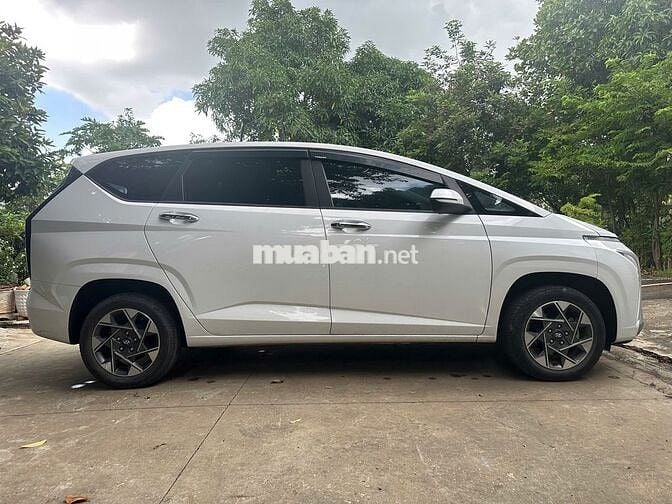 Hyundai Stargazer 2022 Cao cấp 1.5 AT - 32600 km