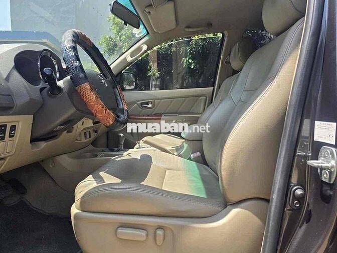 Toyota Fortuner 2.7V 4x4AT 2010 - 71000km