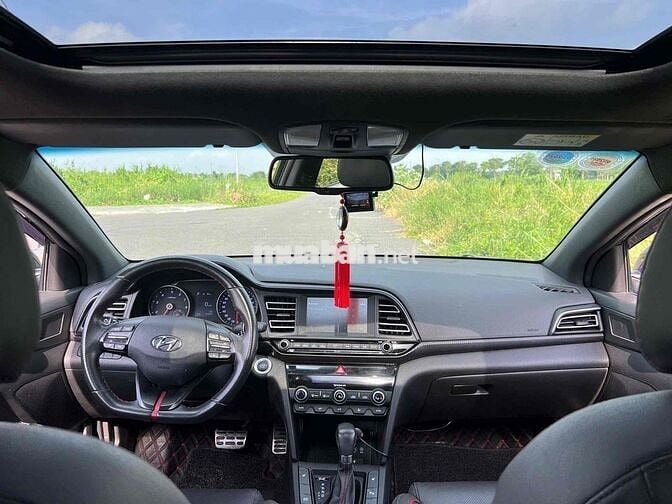Hyundai Elantra 2020 1.6 AT Sport - 48000 km