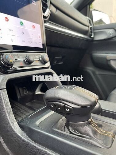 Ford Everest 2023 Wildtrak 2 Cầu - 12700 km