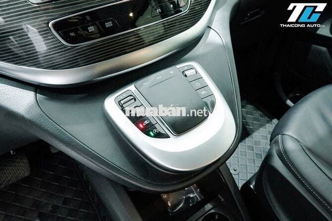 Mercedes V250 Luxury model 2021