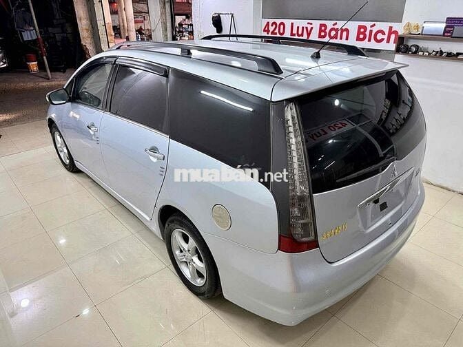 Mitsubishi Grandis 2005 2.4 AT - 120000 km