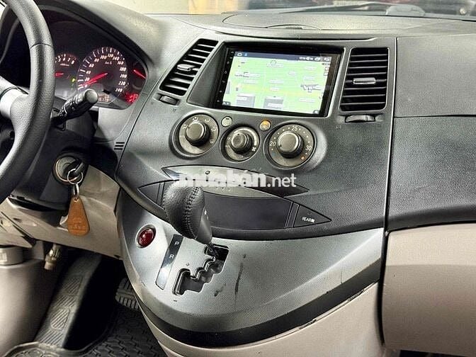 Mitsubishi Grandis 2005 2.4 AT - 120000 km