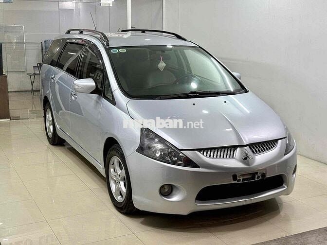 Mitsubishi Grandis 2005 2.4 AT - 120000 km