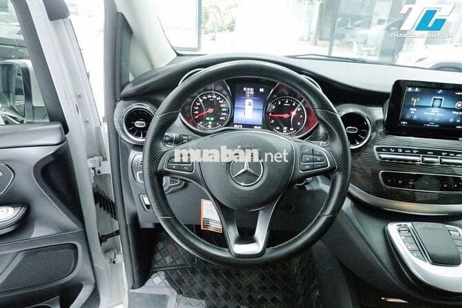 Mercedes V250 Luxury model 2021