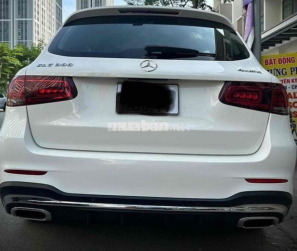 Mercedes Benz GLC 2022 300 4Matic - 68000 km