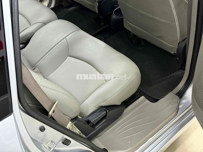 Mitsubishi Grandis 2005 2.4 AT - 120000 km
