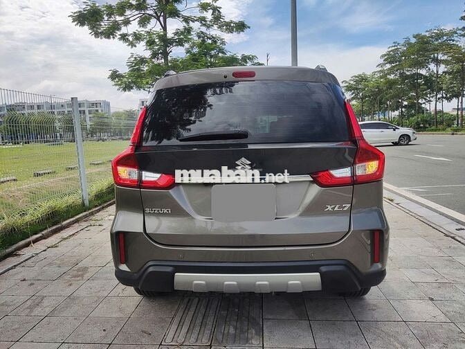 Suzuki XL7 sx 2022 màu xám biển Hà Nội