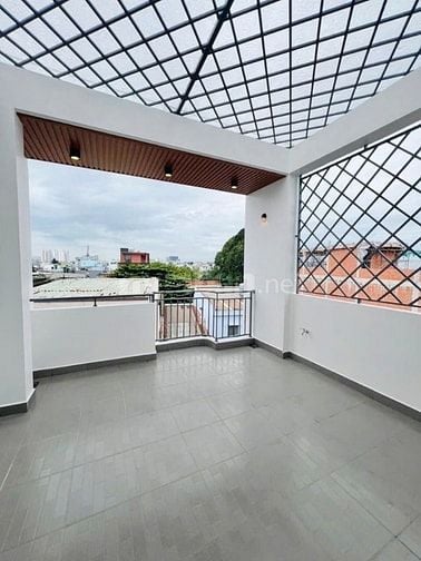 Bán nhà 4 tầng mới đẹp, 4x18, tặng hết nội thất, chỉ hơn 6 tỷ.