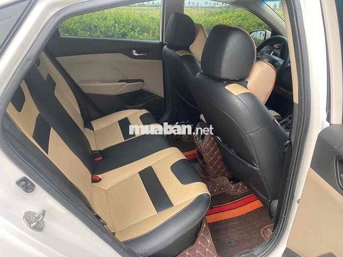 Hyundai Accent 2023 1.4 AT - 75000 km