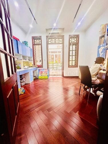 BÁN NHÀ LÊ VĂN LƯƠNG, DT55M2*MT4,2M GIÁ 17.8 TỶ, GARA Ô TÔ, SÁT PHỐ 