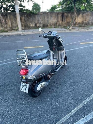 Cần nhượng lại em vespa 150cc đèn vuông
