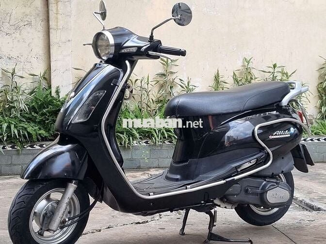 SYM Attila Elizabeth. xe nhà sử dụng