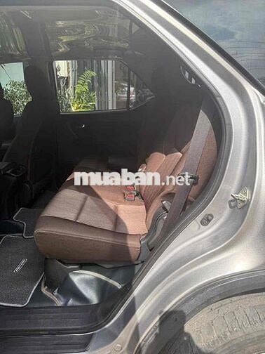 Toyota Fortuner 2017 2.4G 4x2 MT - 120000 km