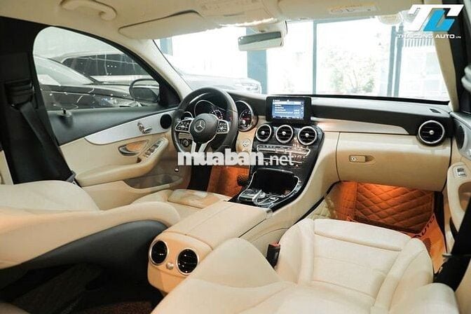 Mercedes Benz C180 2019