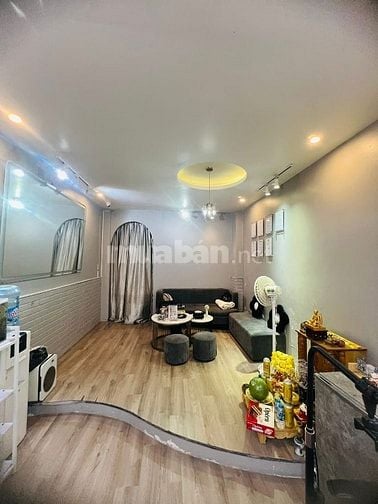 CHO THUÊ CỬA HÀNG ĐÀO TẤN 30m - VỊ TRÍ VÀNG KINH DOANH