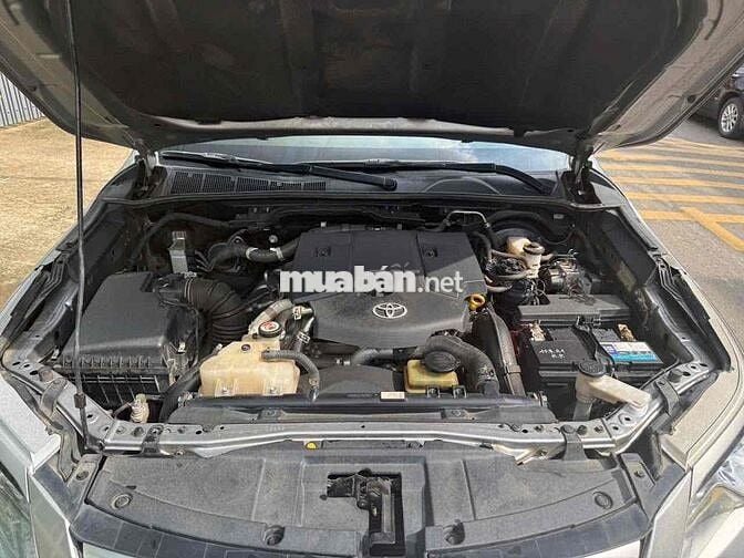 Toyota Fortuner 2017 2.4G 4x2 MT - 120000 km