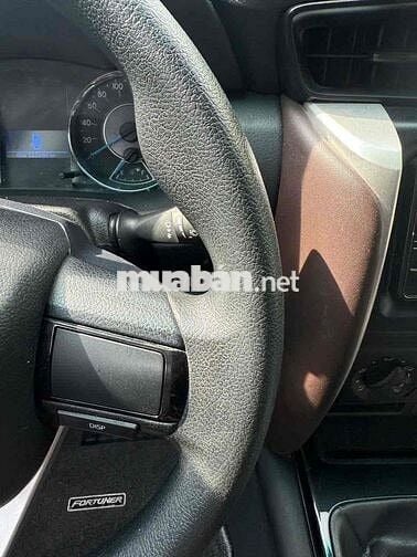 Toyota Fortuner 2017 2.4G 4x2 MT - 120000 km