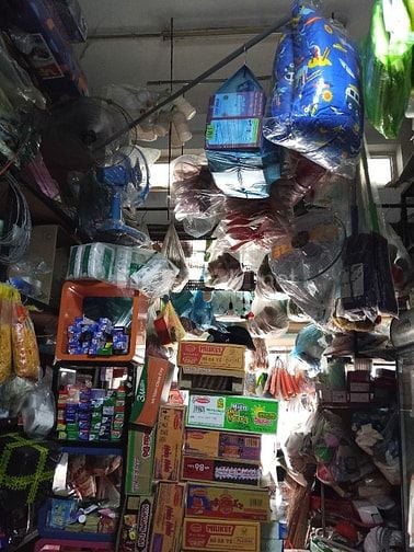 Sang nhượng lại Tạp hóa gia dụng bia nước ngọt....v..v