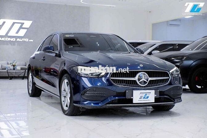 Mercedes C200 Avantgarde Model 2022 - 32000km