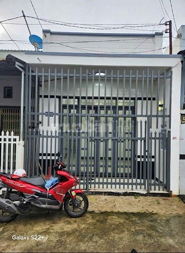 Cần bán gấp căn nhà 55m2 ở Bà Điểm - Hóc Môn giá 765 triệu.