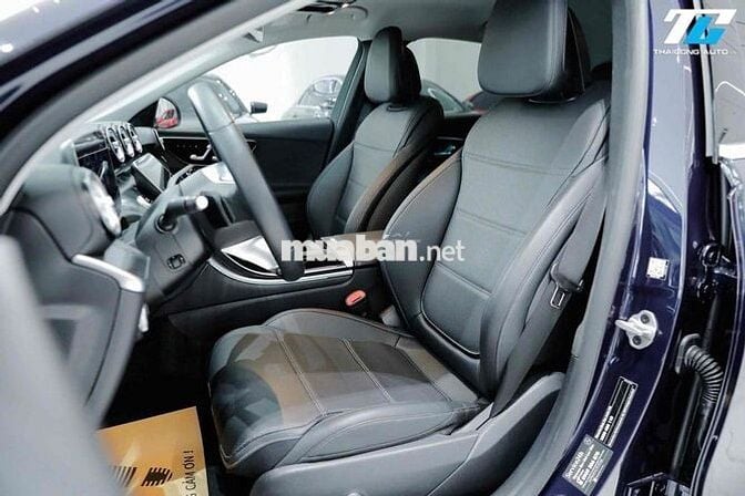 Mercedes C200 Avantgarde Model 2022 - 32000km