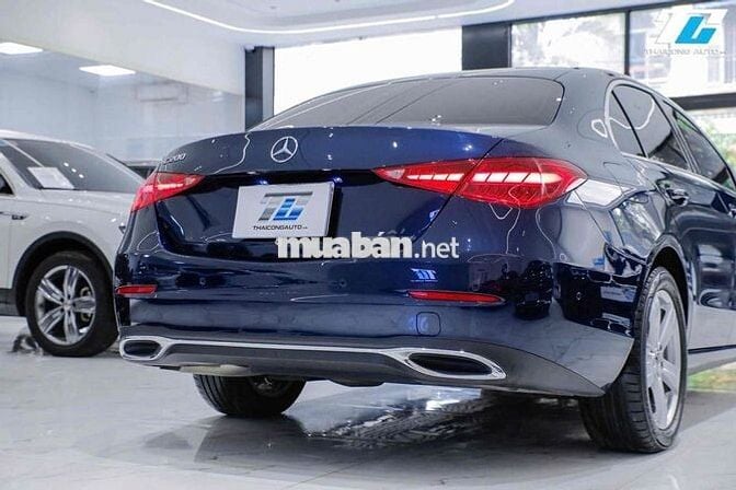 Mercedes C200 Avantgarde Model 2022 - 32000km