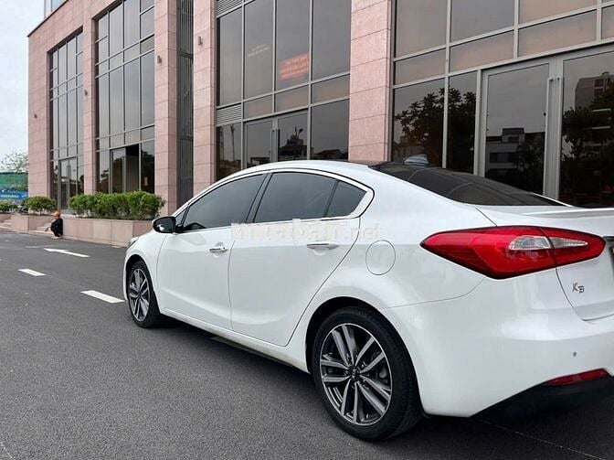 Kia K3 2015 2.0 AT - 85000 km