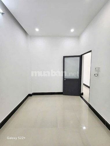 Cần bán gấp căn nhà 55m2 ở Bà Điểm - Hóc Môn giá 765 triệu.