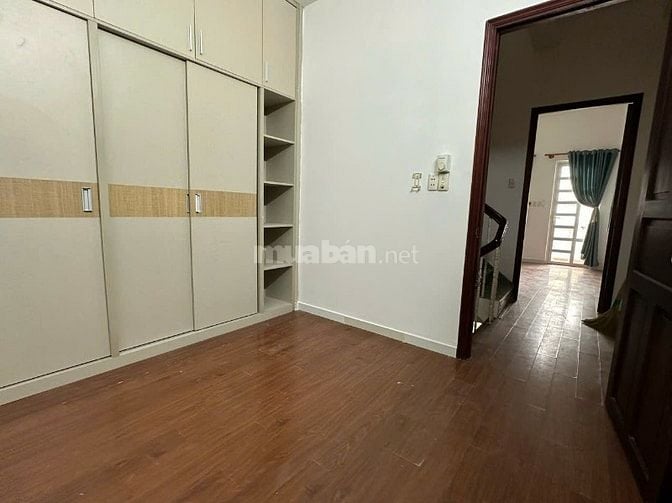 Nhà cho thuê nguyên căn hẻm xe hơi 217/35 Bùi Đình Túy