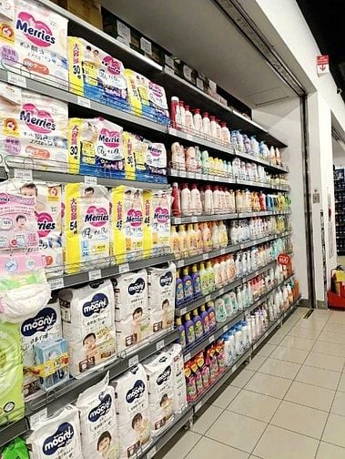 CẦN TUYỂN 7 BẠN NAM NỮ LĐPT LÀM TẠI QUẬN 7