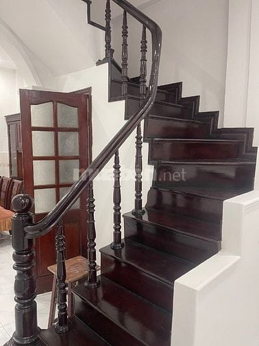 Bán nhà chính chủ ngõ 132/42/3 cầu giấy 