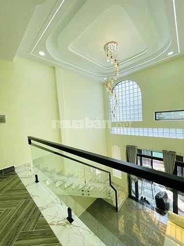 CHỈ 3,95 TỶ CÓ NGAY NHÀ MỚI Ở NGAY CỰC ĐẸP - HẺM XE TẢI THÔNG