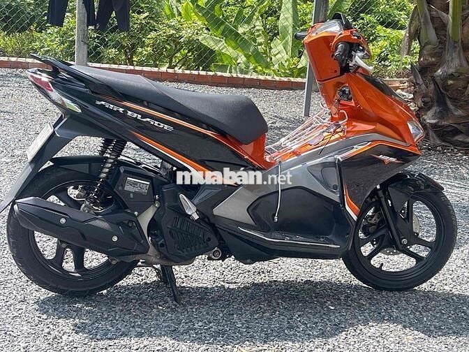 thanh lý ab2017 xe nguyên zin. odo 17k km.