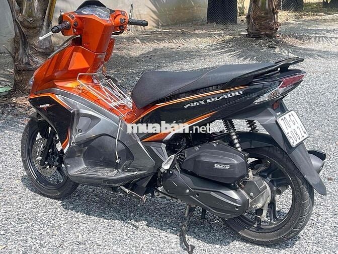 thanh lý ab2017 xe nguyên zin. odo 17k km.