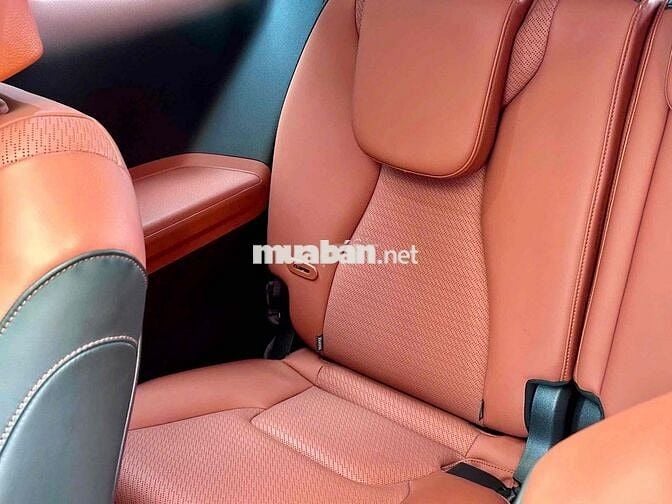 Kia Carnival 2023 Signature 2.2D - 49000 km
