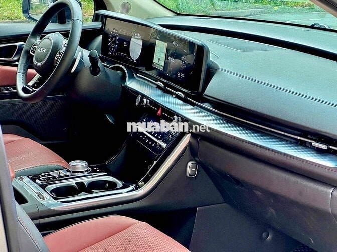 Kia Carnival 2023 Signature 2.2D - 49000 km