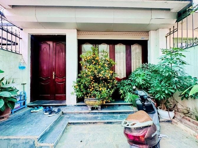 Nhà Đẹp Ô TÔ Chạy Vòng Quanh Nguyễn Trãi 92m, 5 tầng, mt 5.5m. 37.5 tỷ