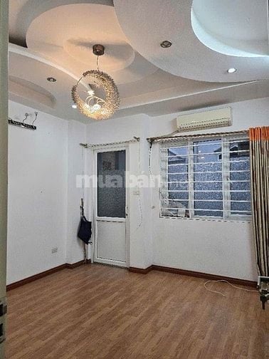 Bán nhà Ngọc Hà ô tô đỗ cửa, Dt 58m2, 4t, mt 4.4m, 14.2 tỷ, kinh doanh