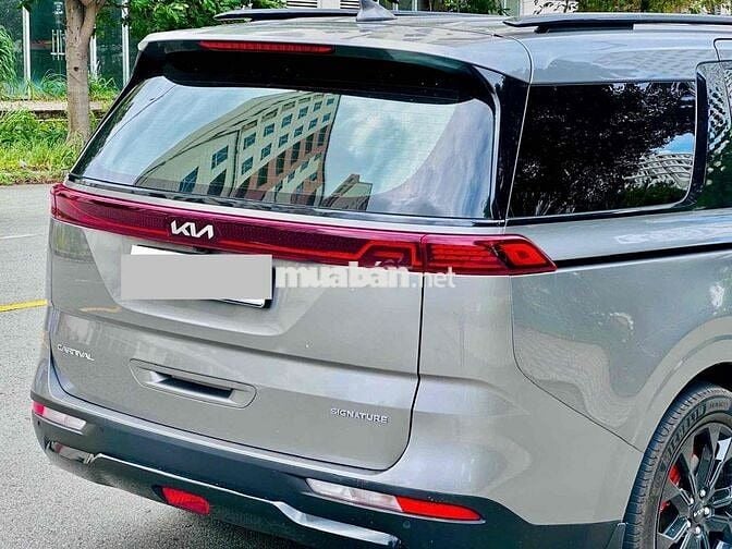 Kia Carnival 2023 Signature 2.2D - 49000 km