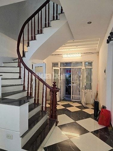 Bán nhà Ngọc Hà ô tô đỗ cửa, Dt 58m2, 4t, mt 4.4m, 14.2 tỷ, kinh doanh