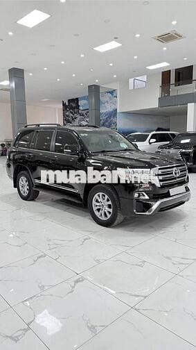 Bán Toyota Land Cruiser 4.6 V8 sản xuất 2016.