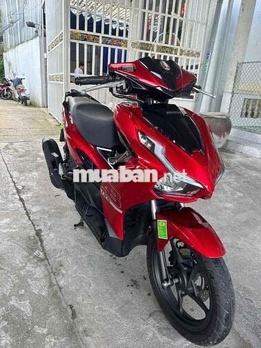 xe mới chát odo 8k còn bảo hành hãng