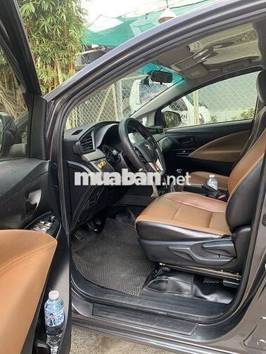 Toyota Innova 2020 2.0E - 115000 km xám ngay chủ
