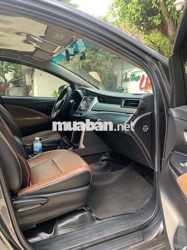 Toyota Innova 2020 2.0E - 115000 km xám ngay chủ