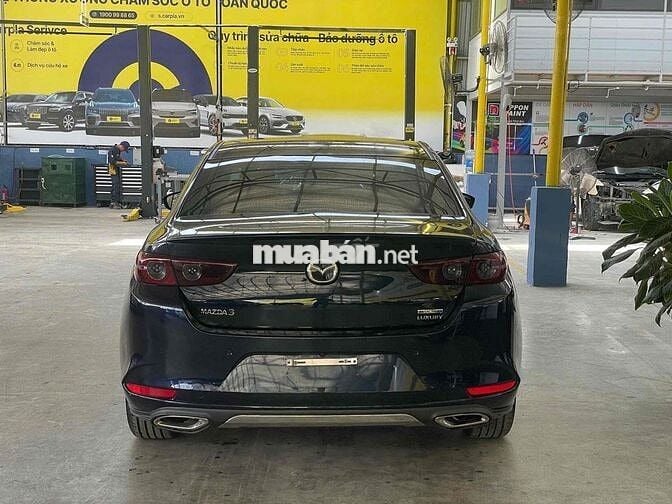 Mazda 3 2024 1.5L Luxury - 10000 km