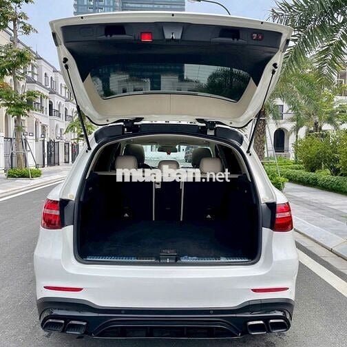Mercedes Benz GLC 2016 300 4Matic - 73000 km
